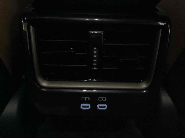 トヨタ クラウンスポーツ 50枚目