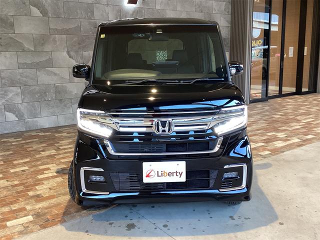 Ｎ－ＢＯＸカスタム Ｌ　ドライブレコーダー　ＥＴＣ　バックカメラ　両側電動スライドドア　ナビ　ＴＶ　クリアランスソナー　レーンアシスト　衝突被害軽減システム　スマートキー　アイドリングストップ　電動格納ミラー　シートヒーター（2枚目）