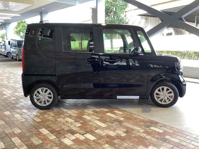 Ｎ－ＢＯＸ ベースグレード　バックカメラ　両側スライド・片側電動　クリアランスソナー　オートクルーズコントロール　レーンアシスト　オートライト　スマートキー　アイドリングストップ　電動格納ミラー　シートヒーター　ＣＶＴ　ＥＳＣ（4枚目）