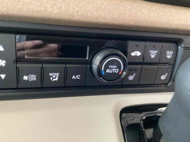 Ｎ－ＢＯＸ ベースグレード　バックカメラ　両側スライド・片側電動　クリアランスソナー　オートクルーズコントロール　レーンアシスト　オートライト　スマートキー　アイドリングストップ　電動格納ミラー　シートヒーター　ＣＶＴ　ＥＳＣ（12枚目）