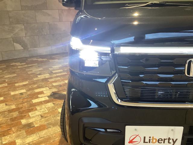 Ｎ－ＢＯＸカスタム ベースグレード　バックカメラ　両側スライド・片側電動　クリアランスソナー　レーンアシスト　オートライト　アイドリングストップ　電動格納ミラー　シートヒーター　ベンチシート　ＣＶＴ　ＥＳＣ　アルミホイール　エアコン（21枚目）