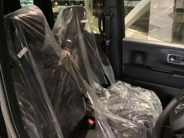 Ｎ－ＢＯＸカスタム ベースグレード　バックカメラ　両側スライド・片側電動　クリアランスソナー　レーンアシスト　オートライト　アイドリングストップ　電動格納ミラー　シートヒーター　ベンチシート　ＣＶＴ　チップアップシート　アルミホイール（18枚目）