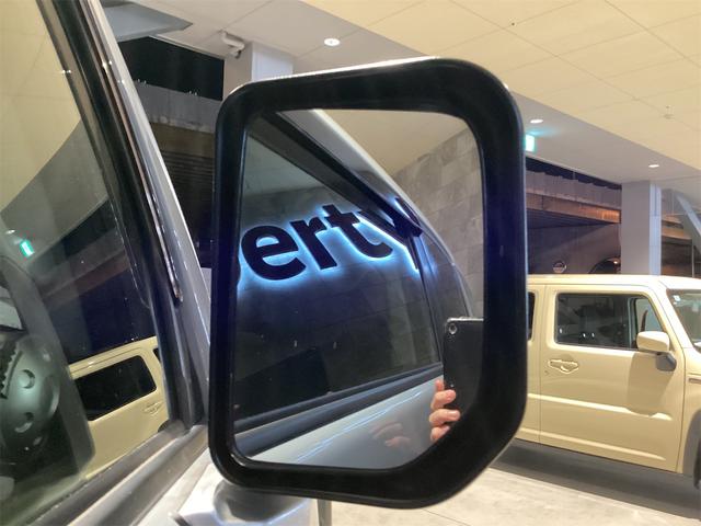 ＦＪクルーザー カラーパッケージ　４ＷＤ　バックカメラ　クリアランスソナー　オートクルーズコントロール　ナビ　ＴＶ　アルミホイール　キーレスエントリー　ＡＴ　盗難防止システム　衝突安全ボディ　ＣＤ　ＵＳＢ　Ｂｌｕｅｔｏｏｔｈ　ＡＢＳ（23枚目）