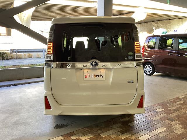 ヴォクシー ハイブリッドＺＳ　煌　ＥＴＣ　バックカメラ　ナビ　ＴＶ　オートクルーズコントロール　レーンアシスト　衝突被害軽減システム　両側電動スライドドア　オートマチックハイビーム　オートライト　ＬＥＤヘッドランプ（20枚目）