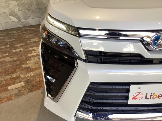 ヴォクシー ハイブリッドＺＳ　煌　ＥＴＣ　バックカメラ　ナビ　ＴＶ　オートクルーズコントロール　レーンアシスト　衝突被害軽減システム　両側電動スライドドア　オートマチックハイビーム　オートライト　ＬＥＤヘッドランプ（24枚目）