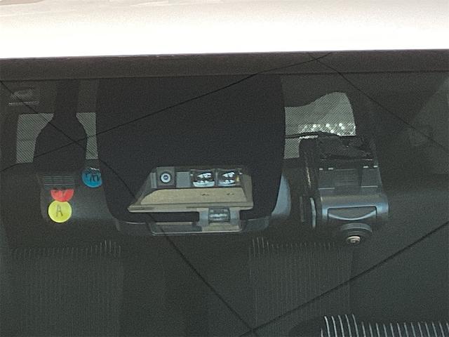 ヴォクシー ハイブリッドＺＳ　煌　ＥＴＣ　バックカメラ　ナビ　ＴＶ　オートクルーズコントロール　レーンアシスト　衝突被害軽減システム　両側電動スライドドア　オートマチックハイビーム　オートライト　ＬＥＤヘッドランプ（25枚目）