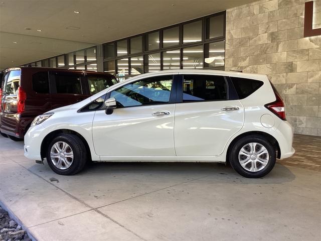 ノート Ｘ　ＥＴＣ　バックカメラ　ナビ　ＴＶ　レーンアシスト　衝突被害軽減システム　スマートキー　アイドリングストップ　電動格納ミラー　ＣＶＴ　盗難防止システム　衝突安全ボディ　ＡＢＳ　ＥＳＣ（24枚目）