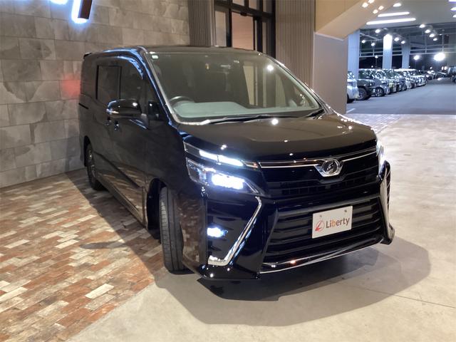 ヴォクシー ＺＳ　ドライブレコーダー　ＥＴＣ　バックカメラ　ナビ　ＴＶ　オートクルーズコントロール　レーンアシスト　衝突被害軽減システム　両側電動スライドドア　オートマチックハイビーム　ＬＥＤヘッドランプ　スマートキー（3枚目）