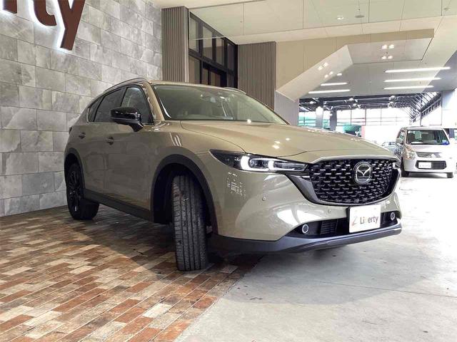 ＣＸ－５ ＸＤ　ブラックトーンエディション　ドライブレコーダー　全周囲カメラ　クリアランスソナー　オートクルーズコントロール　レーンアシスト　パワーシート　衝突被害軽減システム　ナビ　ＴＶ　オートライト　ＬＥＤヘッドランプ　電動リアゲート（3枚目）