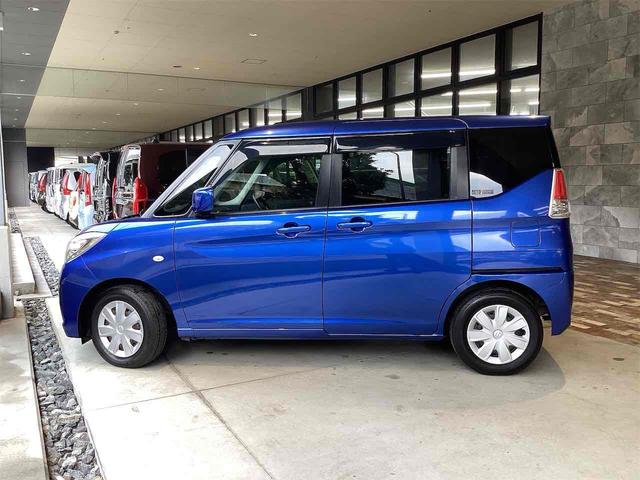 ソリオ Ｇ　ドライブレコーダー　ＥＴＣ　バックカメラ　ナビ　ＴＶ　クリアランスソナー　両側スライド・片側電動　スマートキー　電動格納ミラー　シートヒーター　ウォークスルー　ＣＶＴ　ＣＤ　ＵＳＢ　盗難防止システム（8枚目）