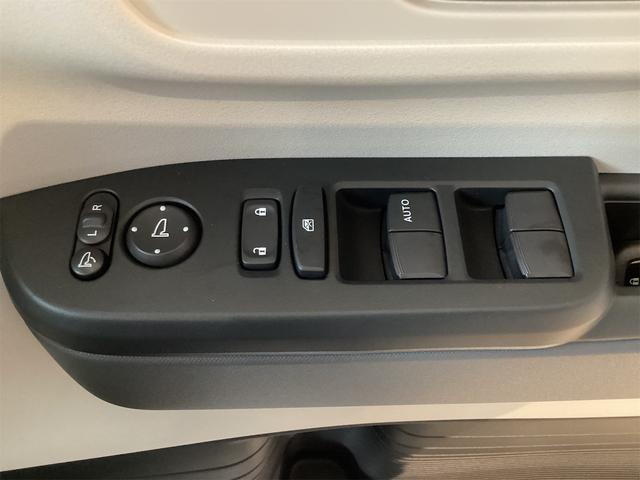 Ｎ－ＢＯＸ ベースグレード　バックカメラ　両側スライド・片側電動　クリアランスソナー　オートクルーズコントロール　衝突被害軽減システム　オートライト　スマートキー　アイドリングストップ　電動格納ミラー　シートヒーター（18枚目）