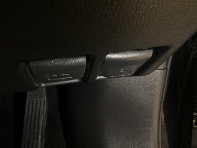 ＲＡＶ４ Ｇ　４ＷＤ　ＬＥＤヘッドライト　バックカメラ　クリアランスソナー　オートクルーズコントロール　レーンアシスト　パワーシート　衝突被害軽減システム　ナビ　ＴＶ　オートマチックハイビーム　オートライト（68枚目）