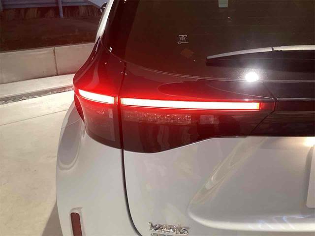 ヤリスクロス ＧＲスポーツ　ドライブレコーダー　ＥＴＣ　全周囲カメラ　オートクルーズコントロール　レーンアシスト　衝突被害軽減システム　ナビ　オートマチックハイビーム　オートライト　ＬＥＤヘッドランプ　アルミホイール（23枚目）