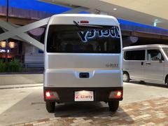 この度は当店のお車をご覧になっていただき、誠にありがとうございます。じっくり現車確認して頂けるよう、ご準備を致します！ 3