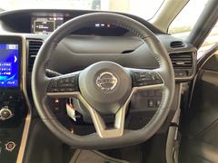 ハンドルの状態が悪いと運転に集中できませんよね。こちらの車、お気軽にお問い合わせください。 2