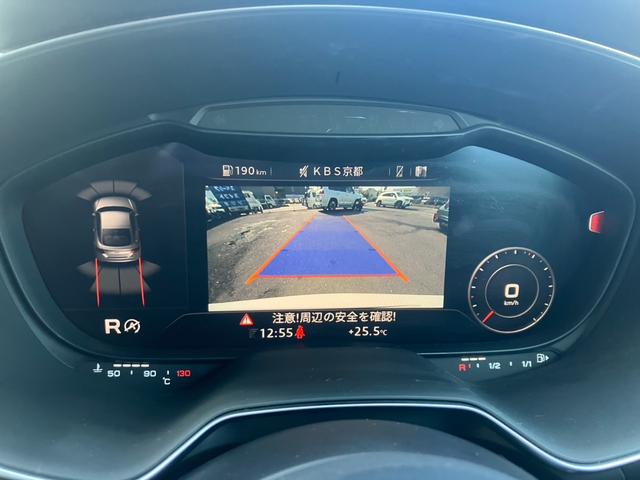 TTクーペ Sラインコンペティション ワンオーナー 150台限定車 コンフォートPKG ブラックスタイリングPKG RSリアスポイラー マトリクスLEDヘッド バーチャルコックピット 前席パワーシート シートヒーター 純正19inAW(9枚目)