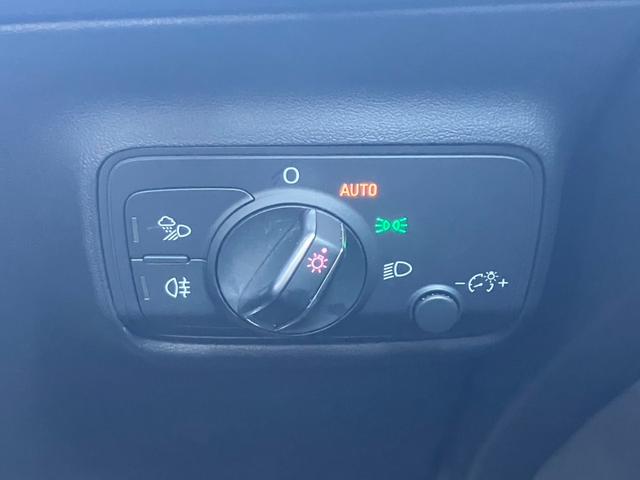 TTクーペ Sラインコンペティション ワンオーナー 150台限定車 コンフォートPKG ブラックスタイリングPKG RSリアスポイラー マトリクスLEDヘッド バーチャルコックピット 前席パワーシート シートヒーター 純正19inAW(14枚目)