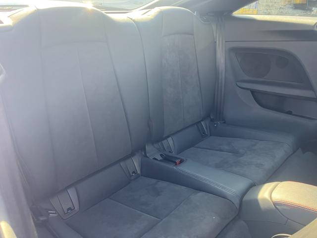 TTクーペ Sラインコンペティション ワンオーナー 150台限定車 コンフォートPKG ブラックスタイリングPKG RSリアスポイラー マトリクスLEDヘッド バーチャルコックピット 前席パワーシート シートヒーター 純正19inAW(22枚目)