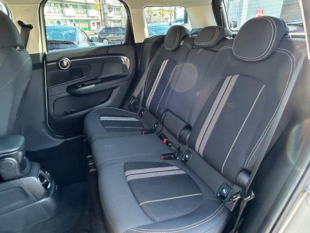 ＭＩＮＩ クーパーＳＤ　クロスオーバー　オール４　ワンオーナー　純正ナビ　バックカメラ　前席シートヒーター　アクティブクルーズコントロール　純正前後ドラレコ　純正１８ｉｎＡＷ　ルーフレール　電動リアゲート　フォグランプ　ＥＴＣ（21枚目）