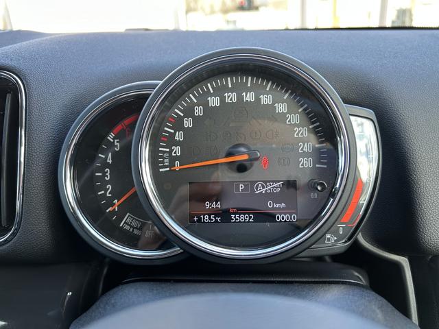 ＭＩＮＩ クーパーＳＤ　クロスオーバー　オール４　ワンオーナー　純正ナビ　バックカメラ　前席シートヒーター　アクティブクルーズコントロール　純正前後ドラレコ　純正１８ｉｎＡＷ　ルーフレール　電動リアゲート　フォグランプ　ＥＴＣ（42枚目）