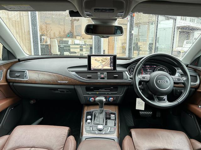 A7スポーツバック 3.0TFSIクワトロ ブラウンレザー 純正HDDナビ 地デジTV バックカメラ 木目パネル 前席パワーシート 全席シートヒーター BSM 純正20inAW 後席ヘッドレストモニター BOSEサウンドシステム ETC(2枚目)