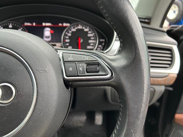 A7スポーツバック 3.0TFSIクワトロ ブラウンレザー 純正HDDナビ 地デジTV バックカメラ 木目パネル 前席パワーシート 全席シートヒーター BSM 純正20inAW 後席ヘッドレストモニター BOSEサウンドシステム ETC(6枚目)