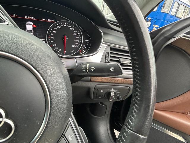 A7スポーツバック 3.0TFSIクワトロ ブラウンレザー 純正HDDナビ 地デジTV バックカメラ 木目パネル 前席パワーシート 全席シートヒーター BSM 純正20inAW 後席ヘッドレストモニター BOSEサウンドシステム ETC(8枚目)