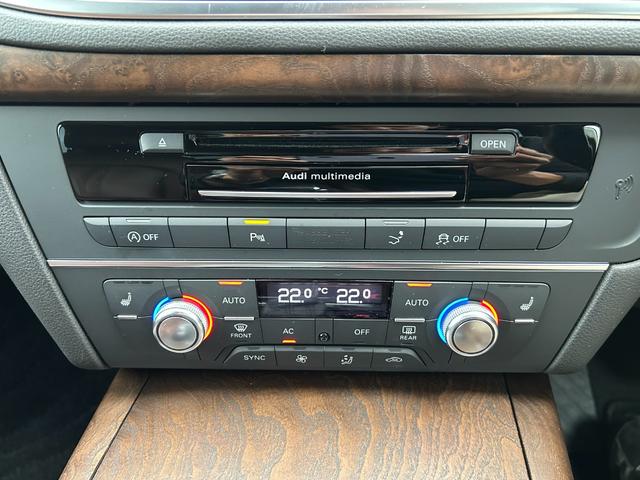 A7スポーツバック 3.0TFSIクワトロ ブラウンレザー 純正HDDナビ 地デジTV バックカメラ 木目パネル 前席パワーシート 全席シートヒーター BSM 純正20inAW 後席ヘッドレストモニター BOSEサウンドシステム ETC(12枚目)