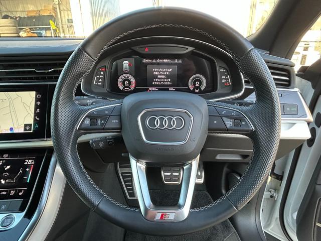 Ｑ８ ５５ＴＦＳＩクワトロ　Ｓライン　ワンオーナー　ブラックスタイリングＰＫＧ　コンフォートアシスタンスＰＫＧ　ＳラインプラスＰＫＧ　ＢＡＮＧ＆ＯＬＵＦＳＥＮサウンドシステム　前席マッサージ機能　ＡＣＣ　ＢＳＭ　バーチャルコックピット（4枚目）