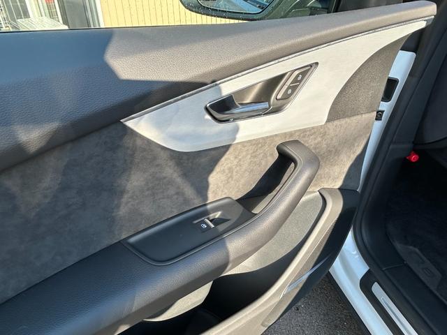 Ｑ８ ５５ＴＦＳＩクワトロ　Ｓライン　ワンオーナー　ブラックスタイリングＰＫＧ　コンフォートアシスタンスＰＫＧ　ＳラインプラスＰＫＧ　ＢＡＮＧ＆ＯＬＵＦＳＥＮサウンドシステム　前席マッサージ機能　ＡＣＣ　ＢＳＭ　バーチャルコックピット（27枚目）