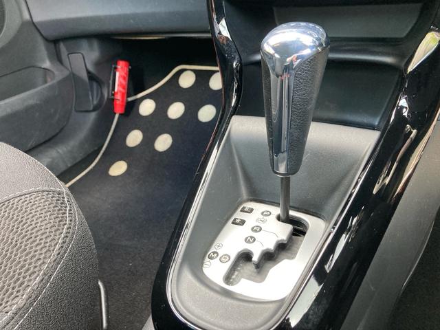 ＤＳ３ シック　レッド・ホワイトツートンカラー　ＥＴＣ　オートエアコン　キーレス　オーディオ　ＥＳＰ　１６インチアルミホイール　デイライト（26枚目）
