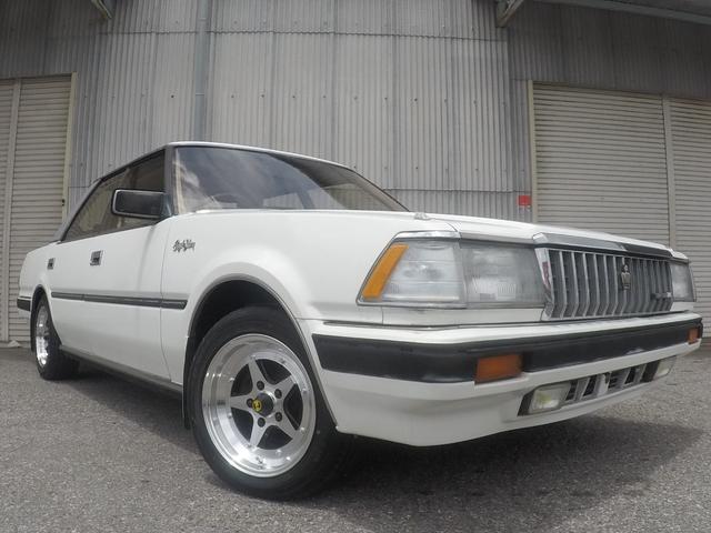 クラウン ロイヤルサルーン　ローダウン　新品ロンシャン１５インチ　２０２５年タイヤ―　　アドバンフレヴァ　保証付　運転席パワーシート　７２９７８ｋｍパワーステアリング　パワーウィンドウ（2枚目）