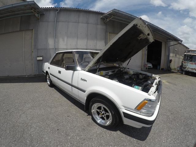 クラウン ロイヤルサルーン　ローダウン　新品ロンシャン１５インチ　２０２５年タイヤ―　　アドバンフレヴァ　保証付　運転席パワーシート　７２９７８ｋｍパワーステアリング　パワーウィンドウ（33枚目）
