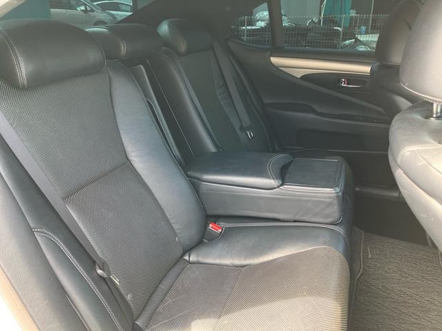 ＬＳ ＬＳ４６０　Ｆスポーツ（22枚目）