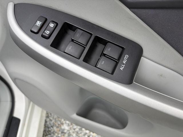 プリウス Ｓ　ＬＥＤエディション（28枚目）