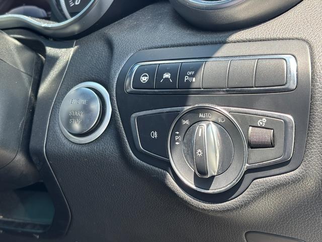 Cクラス C180クーペ スポーツ(24枚目)