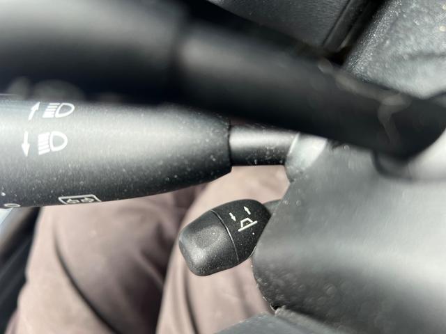 Ｅクラス Ｅ３５０　アバンギャルド　Ｂｌｕｅｔｏｏｔｈ　スマートキー　プッシュスタート　オートライト　盗難防止システム　ＨＤＤナビ　ナビ　電動シート　エアコン　オートクルーズ　革シート　ＡＢＳ（27枚目）