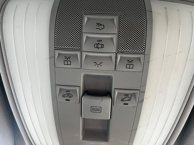 Ｅクラス Ｅ３５０　アバンギャルド　Ｂｌｕｅｔｏｏｔｈ　スマートキー　プッシュスタート　オートライト　盗難防止システム　ＨＤＤナビ　ナビ　電動シート　エアコン　オートクルーズ　革シート　ＡＢＳ（51枚目）