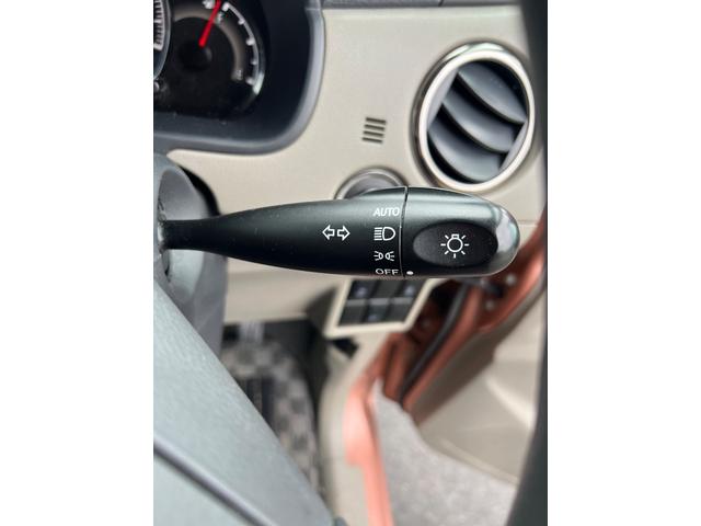 パレット T スマートキー Bluetooth フルオートエアコン 電格ドアミラー フルフラットシート オートライト 衝突安全ボディ タ-ボ ベンチS バックカメラ メモリーナビ セキュリティーアラーム ABS付き(15枚目)
