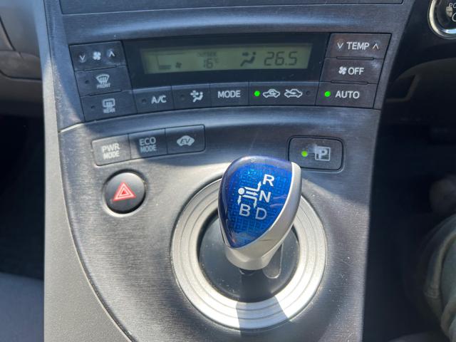 プリウス S スマートキー プッシュスタート オートライト オートエアコン Bluetooth ナビ ワンセグ イモビライザー 衝突安全ボディ ABS パワーウィンドウ(25枚目)