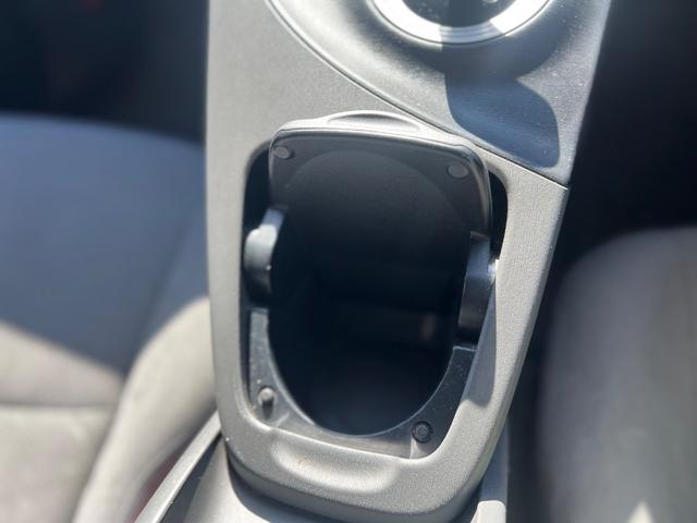 プリウス S スマートキー プッシュスタート オートライト オートエアコン Bluetooth ナビ ワンセグ イモビライザー 衝突安全ボディ ABS パワーウィンドウ(27枚目)