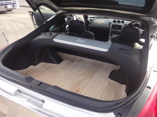 フェアレディＺ バージョンＴ　禁煙車　社外フルエアロ　減衰調整式車高調　大径マフラー　社外２０ＡＷ　フィルム施工　黒革　シートヒーター　革巻ハンドル　パワーシート　社外ＤＡ　ＨＤＭＩ　ＵＳＢ　社外ツイーター　ＥＴＣ　ＴＳＣオフ（14枚目）