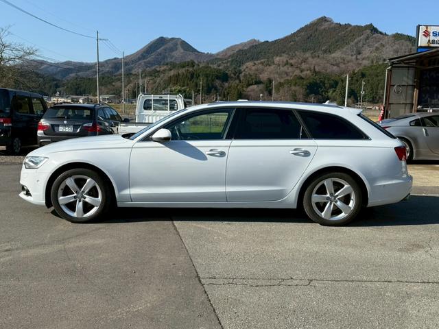 A6アバント 2.8FSIクワトロ 4WD 禁煙 プレセンスパッケージ 前後ドラレコ BOSEサウンド 駐車支援 全周囲カメラ サイドアシスト レーダークルコン シートメモリー パワーゲート ETC 黒革 シートヒーター 純正AW(8枚目)