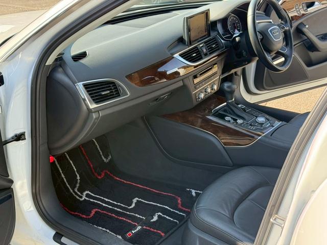 A6アバント 2.8FSIクワトロ 4WD 禁煙 プレセンスパッケージ 前後ドラレコ BOSEサウンド 駐車支援 全周囲カメラ サイドアシスト レーダークルコン シートメモリー パワーゲート ETC 黒革 シートヒーター 純正AW(15枚目)