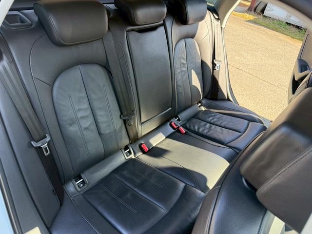 A6アバント 2.8FSIクワトロ 4WD 禁煙 プレセンスパッケージ 前後ドラレコ BOSEサウンド 駐車支援 全周囲カメラ サイドアシスト レーダークルコン シートメモリー パワーゲート ETC 黒革 シートヒーター 純正AW(16枚目)