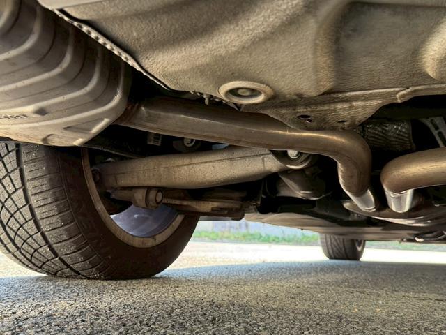 A6アバント 2.8FSIクワトロ 4WD 禁煙 プレセンスパッケージ 前後ドラレコ BOSEサウンド 駐車支援 全周囲カメラ サイドアシスト レーダークルコン シートメモリー パワーゲート ETC 黒革 シートヒーター 純正AW(18枚目)
