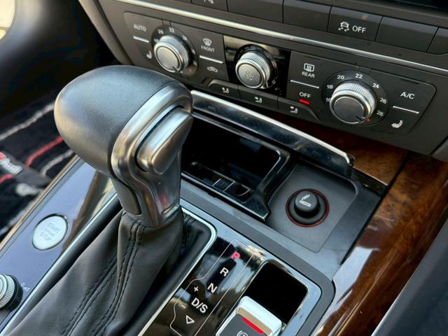 A6アバント 2.8FSIクワトロ 4WD 禁煙 プレセンスパッケージ 前後ドラレコ BOSEサウンド 駐車支援 全周囲カメラ サイドアシスト レーダークルコン シートメモリー パワーゲート ETC 黒革 シートヒーター 純正AW(39枚目)