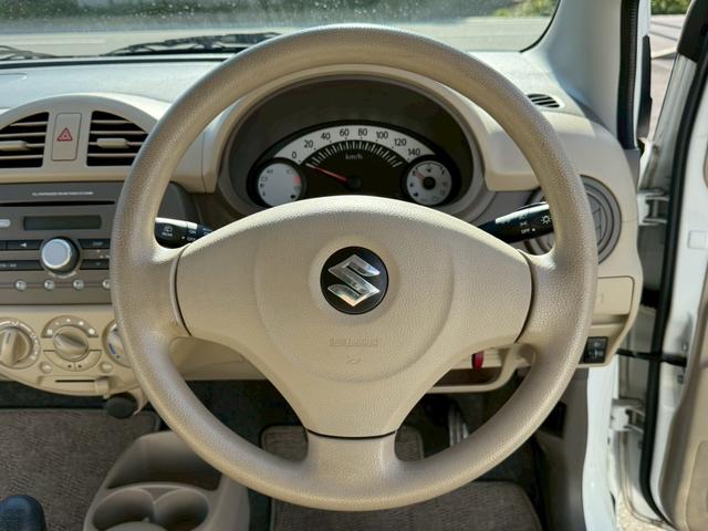 アルト F 4WD 5MT キーレスエントリー 純正オーディオ(10枚目)