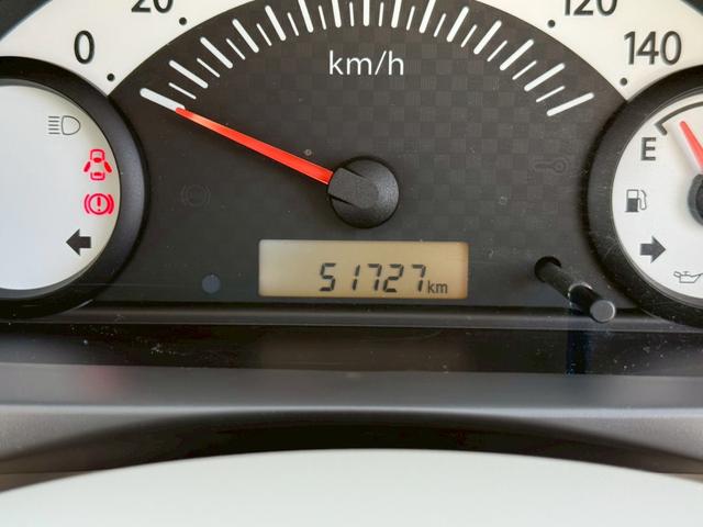 アルト F 4WD 5MT キーレスエントリー 純正オーディオ(12枚目)