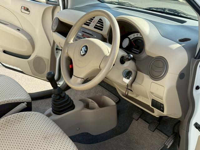 アルト F 4WD 5MT キーレスエントリー 純正オーディオ(14枚目)